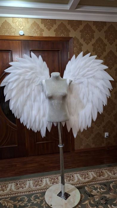Изготовление и аренда крыльев ангела – для вашего незабываемого образа