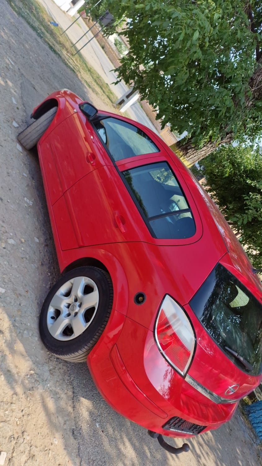 Opel Astra h 1.6 benzina+gpl