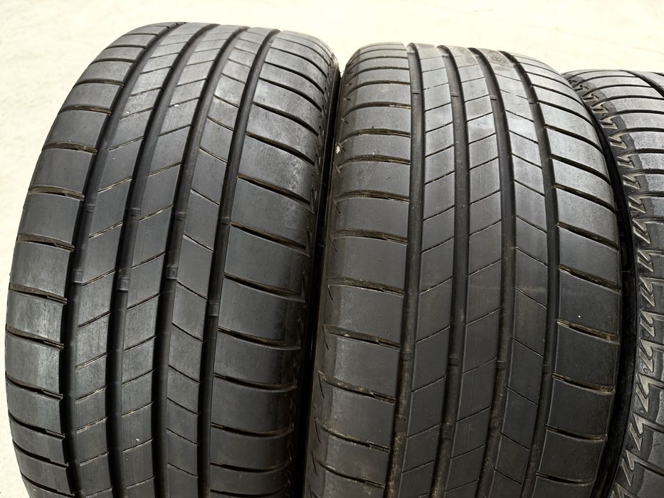 Anvelope vara 225.45.17’ Bridgestone