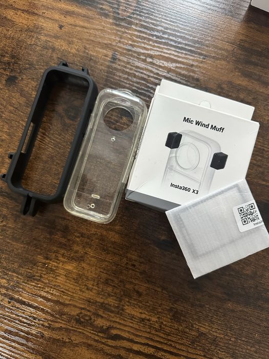 Insta360 X3 stare perfecta + accesorii