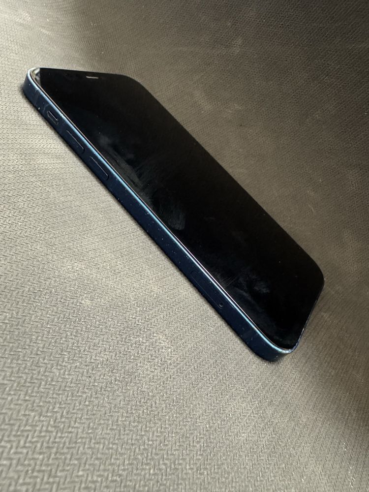 iPhone 12 128gb - с дефект