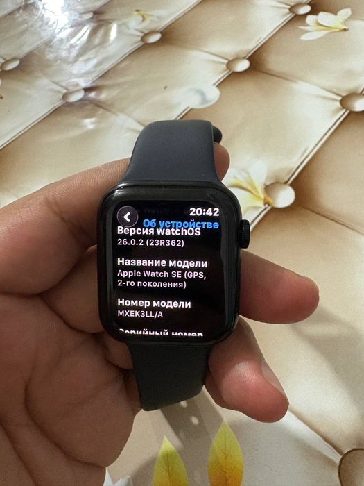 iWatch SE 2 44mm sotiladi