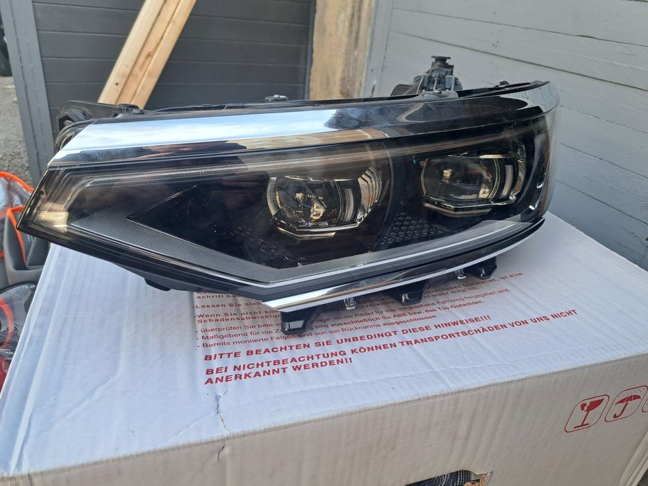 Ляв фар за Volkswagen PASSAT B8  MATRIX Full LED
