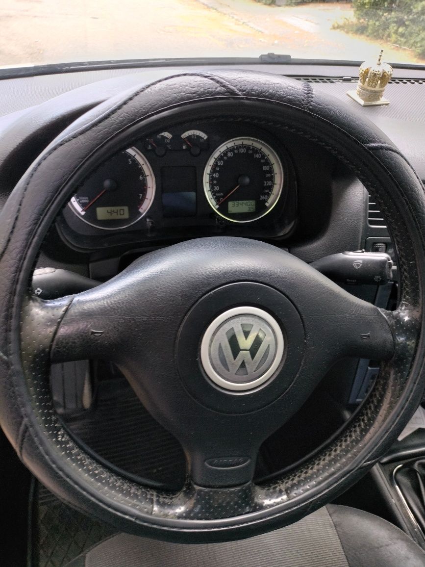 Unic proprietar bora 1,6 benzina