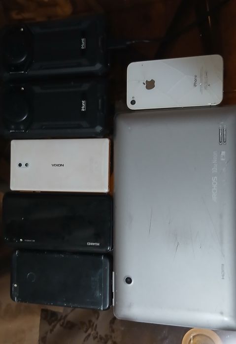 Telefoane pentru piese