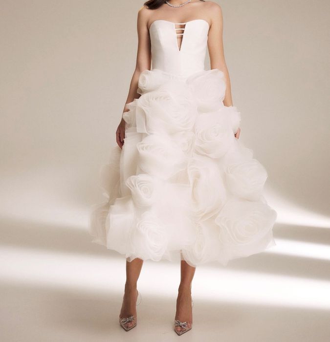 Rochie de mireasă trandafiri Ana Radu