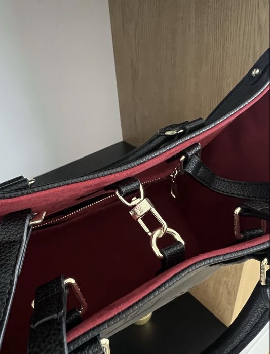 Стилна дамска чанта