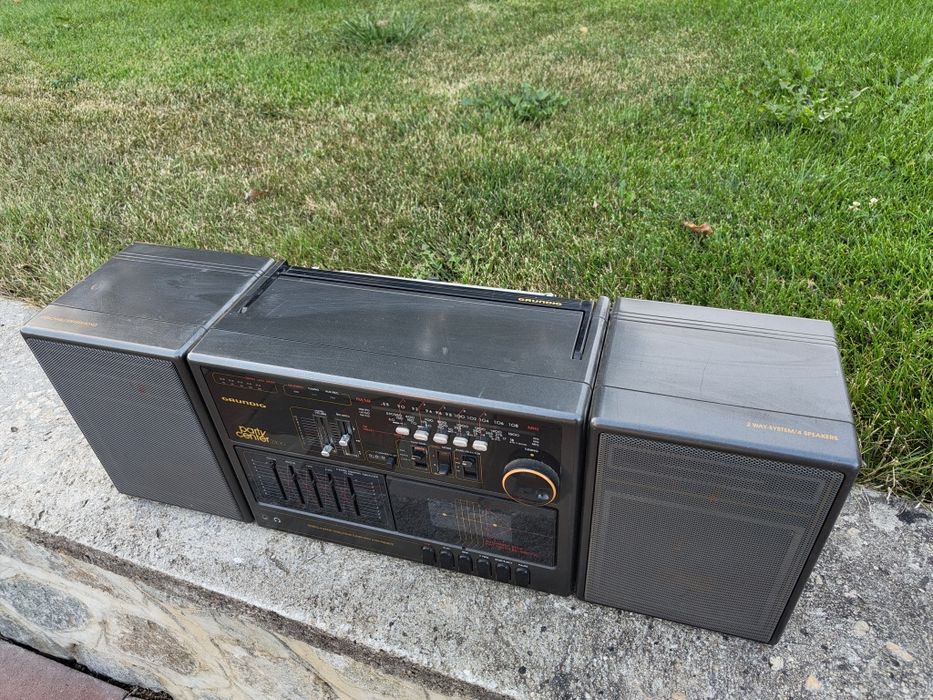 Grundig party center 2300 made in Korea
