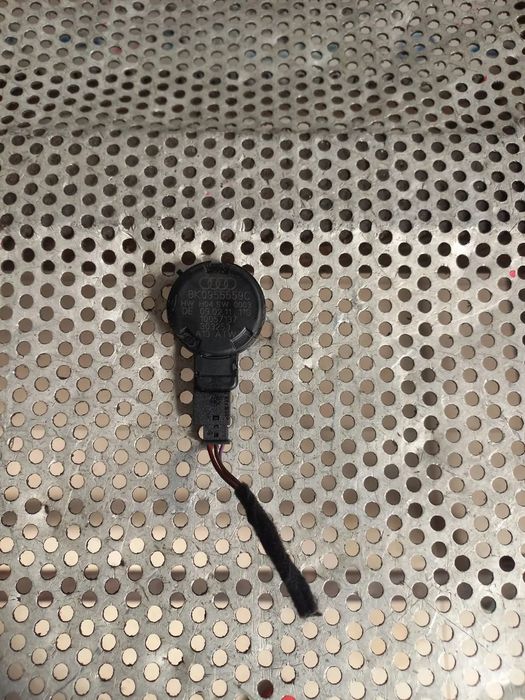 Senzor Ploaie Audi A8 4H D4 An 2010-2011-2012-2013-2014-2015-2016-2017 Dezmembrez Audi A8 4H D4 3.0 Tdi Quattro Motor CDT Cutie MXU Volan Stanga - Dezmembrari Arad