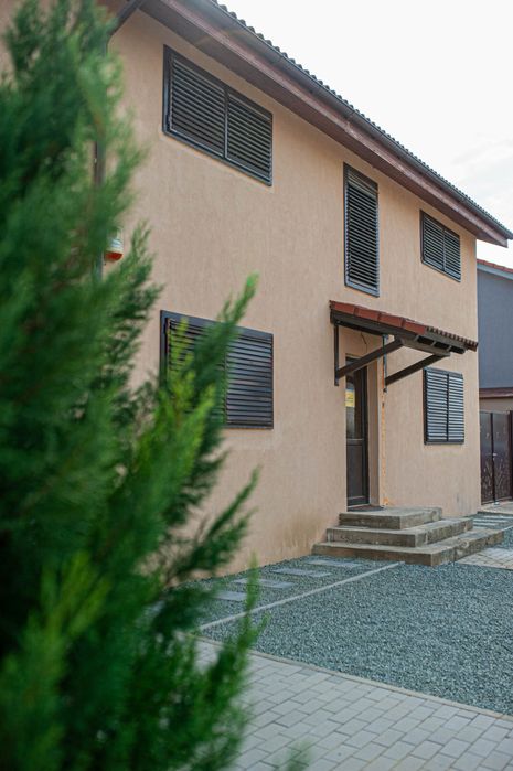 Vand casa cartierul Athena