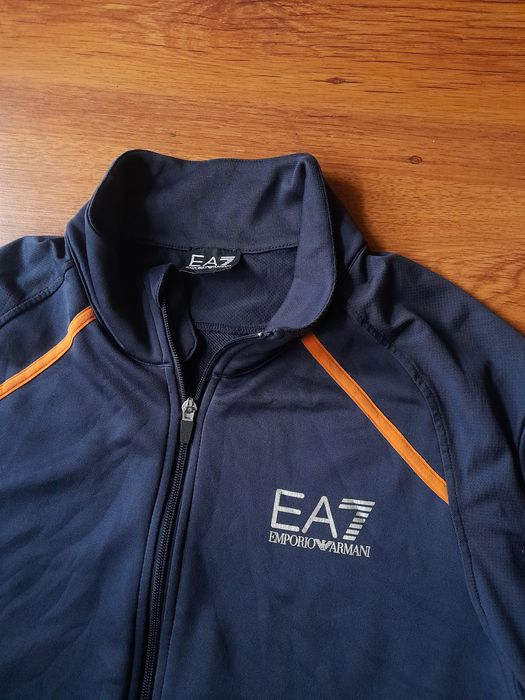 Armani мъжко горнище M размер.