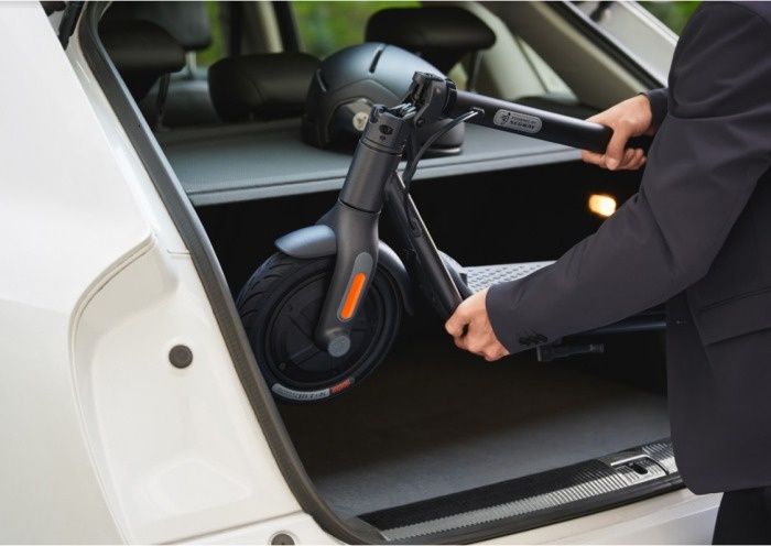 Продаю свой самокат в идеальном состоянии,пользовались очень мало!