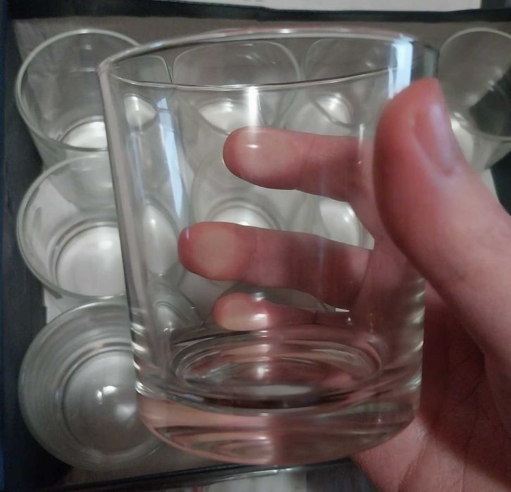 Pahare set 12 bucati, ca noi, nefolosite