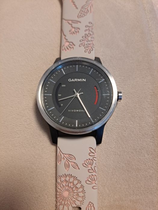 Часовник Garmin vivomove