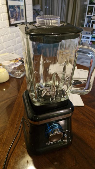 Блендер Leadbros