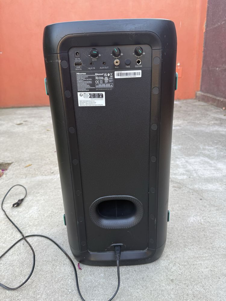 Vand boxa Hisense 300W