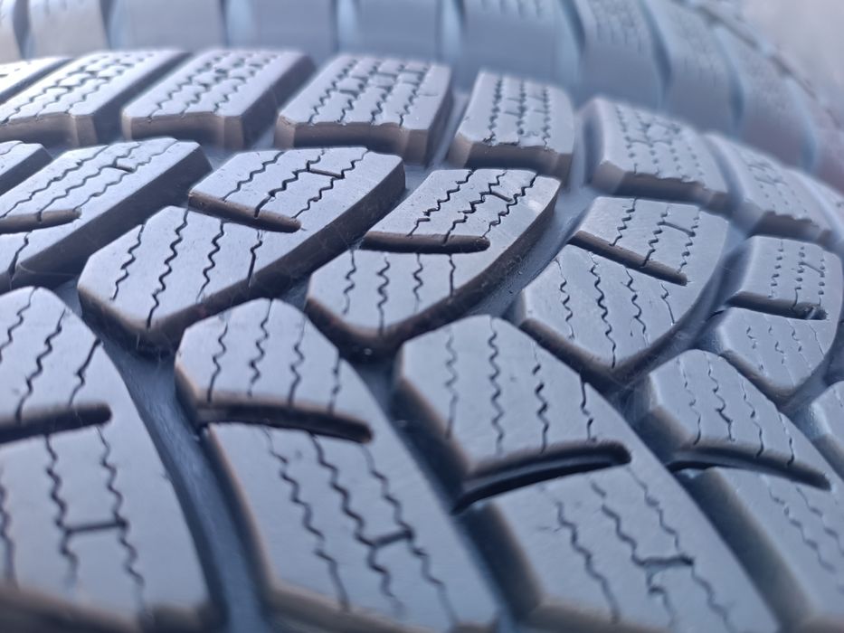 195/65/15 Firestone