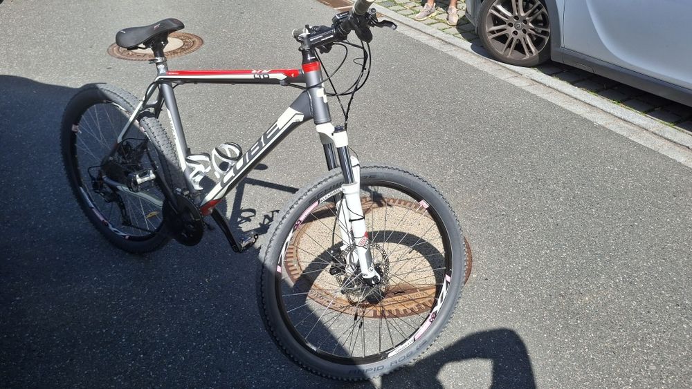 Bicicleta cube stare impecabila