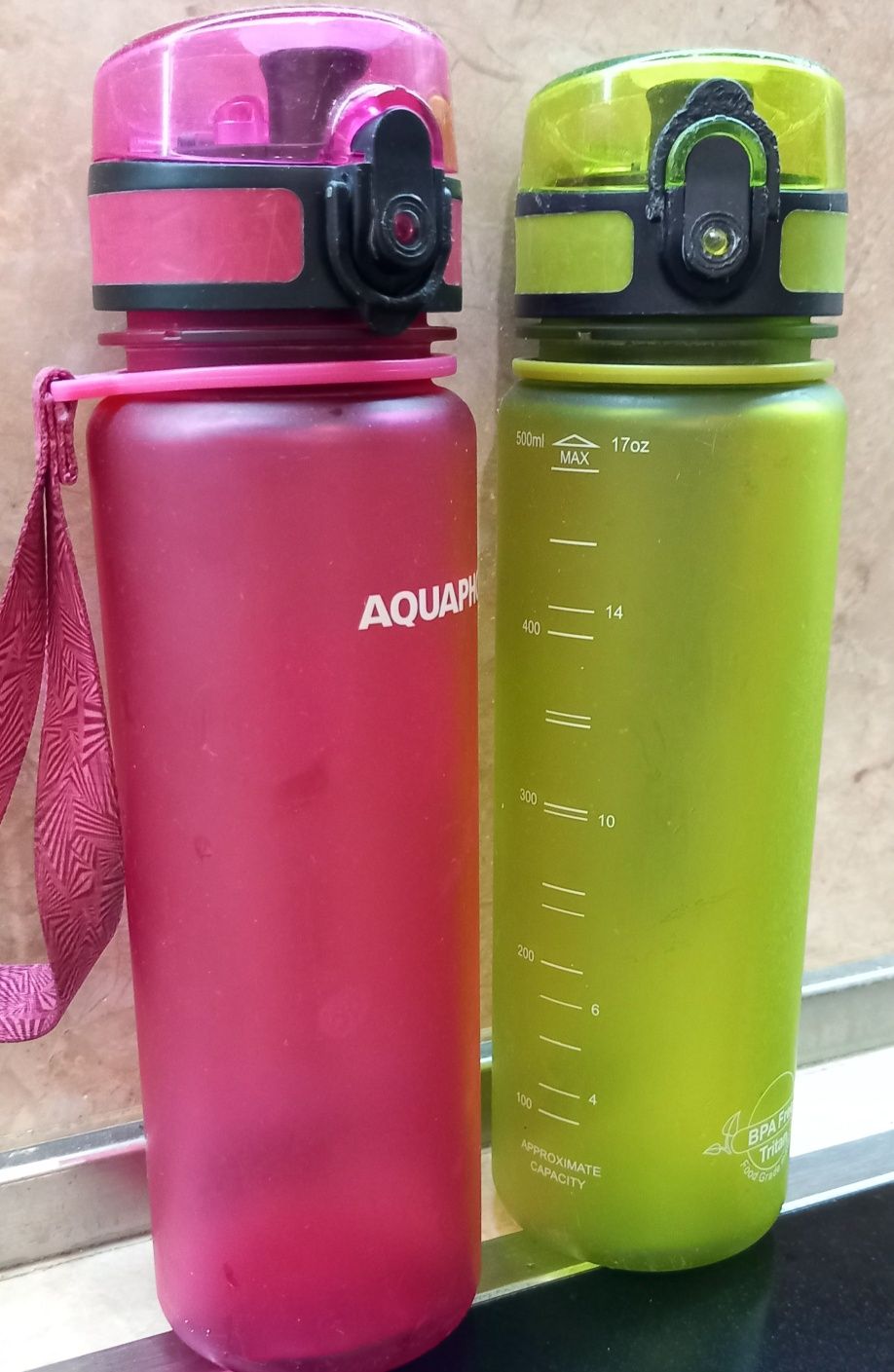 Две шишета за вода AQUAPHOR