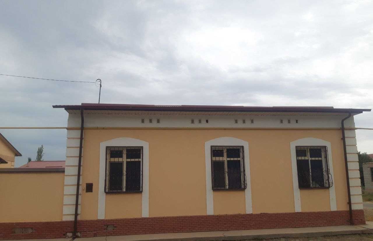 Kotedj sotiladi narpay