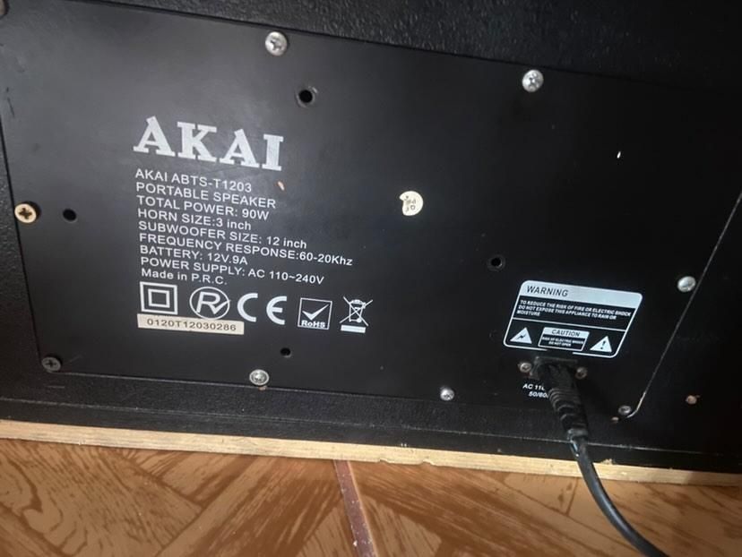 Boxa Akai  ABTS-T1203