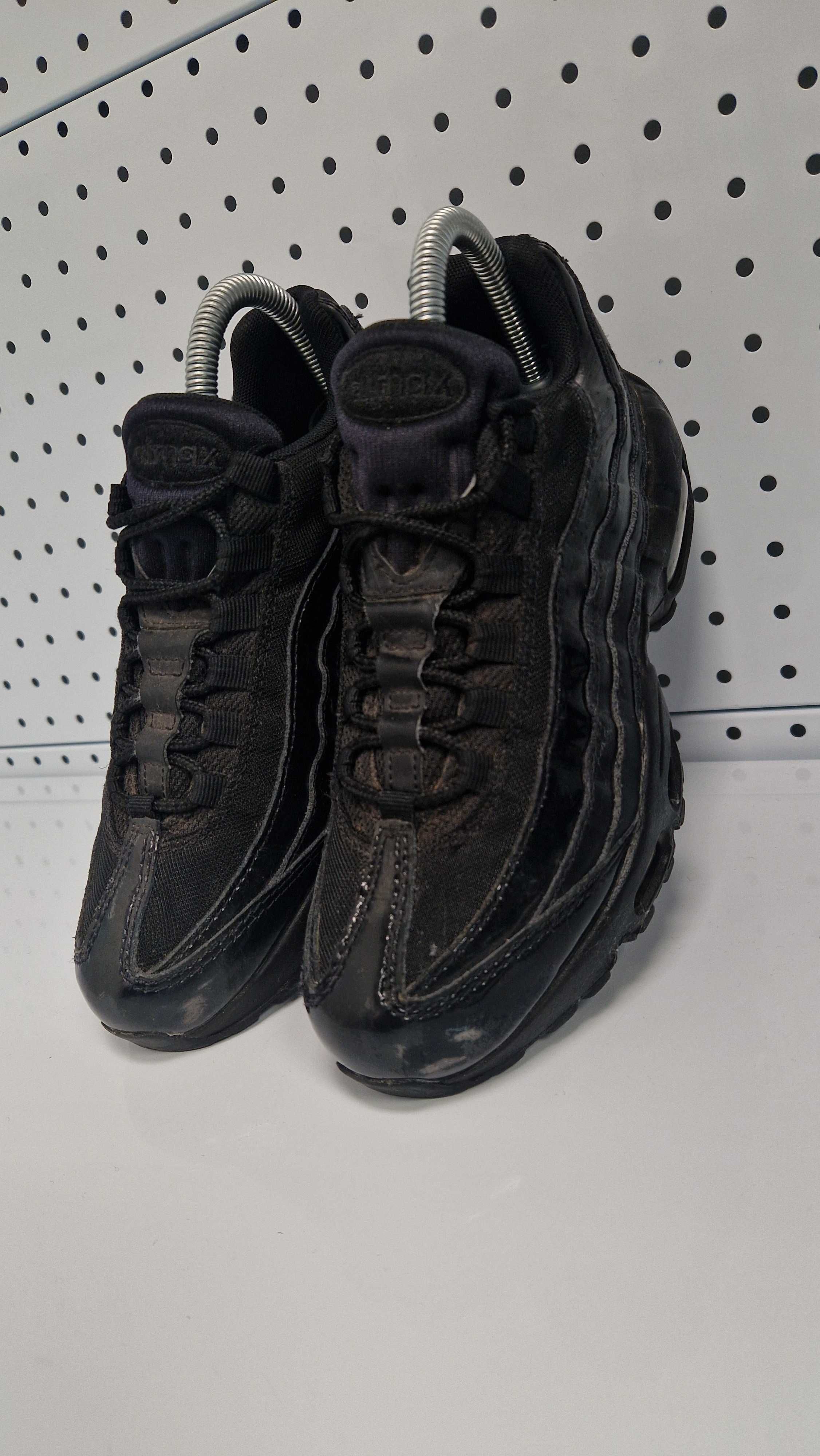 Оригинални дамски маратонки - Nike AirMax 95