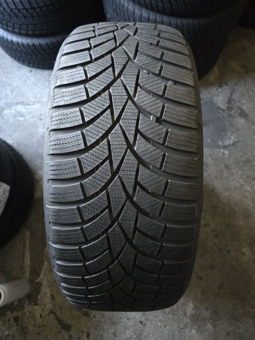 Toyo 235/45 R19 99V MS iarnă