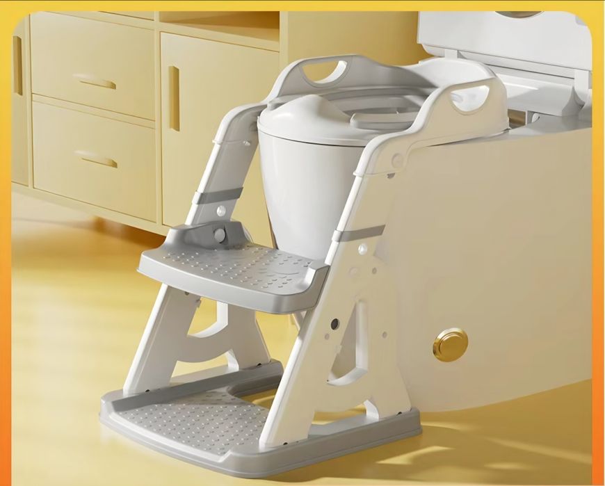Детский стульчик для унитаза
