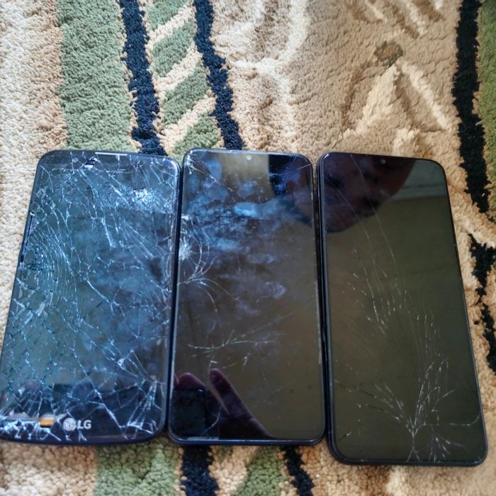 Смартфондар на запчасть сатылады