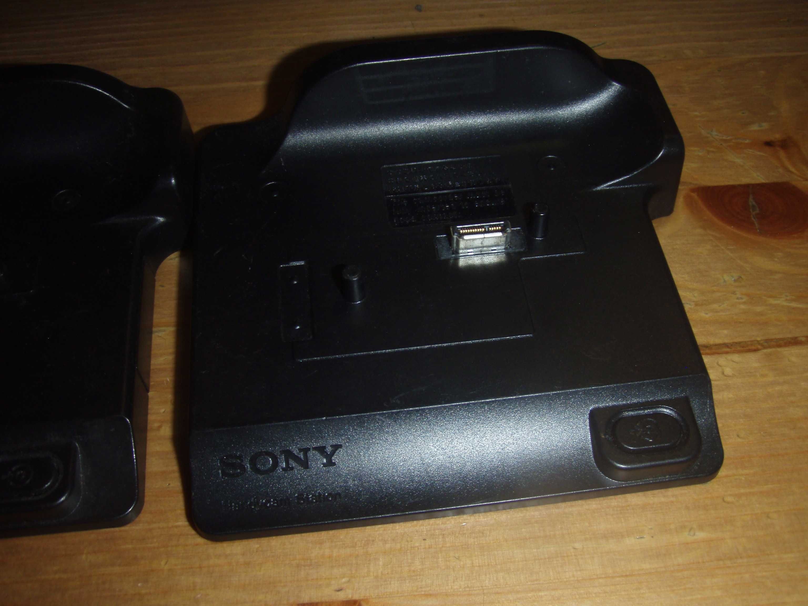 Docking station camera video Sony DCRA-C210 DCRA-C220