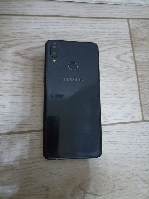 Продам Samsung A 10s в отличном состоянии