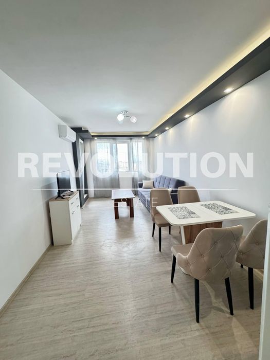 Продава се Двустаен апартамент в Пловдив, Южен - 71 кв.м за 1761 €/кв.м - Снимка #1