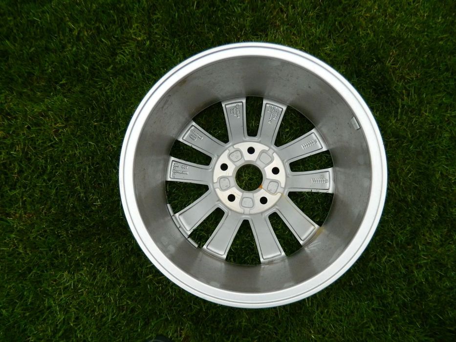 Janta Audi A3 pe 16" cod 8Y0601025