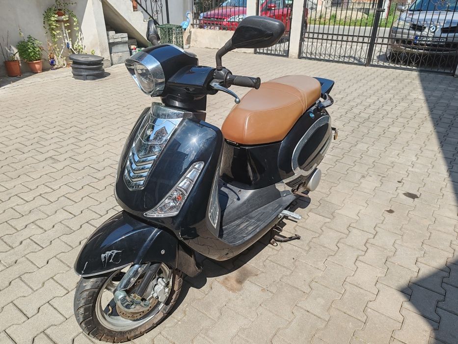 Scuter Razzo Venice Capri 125