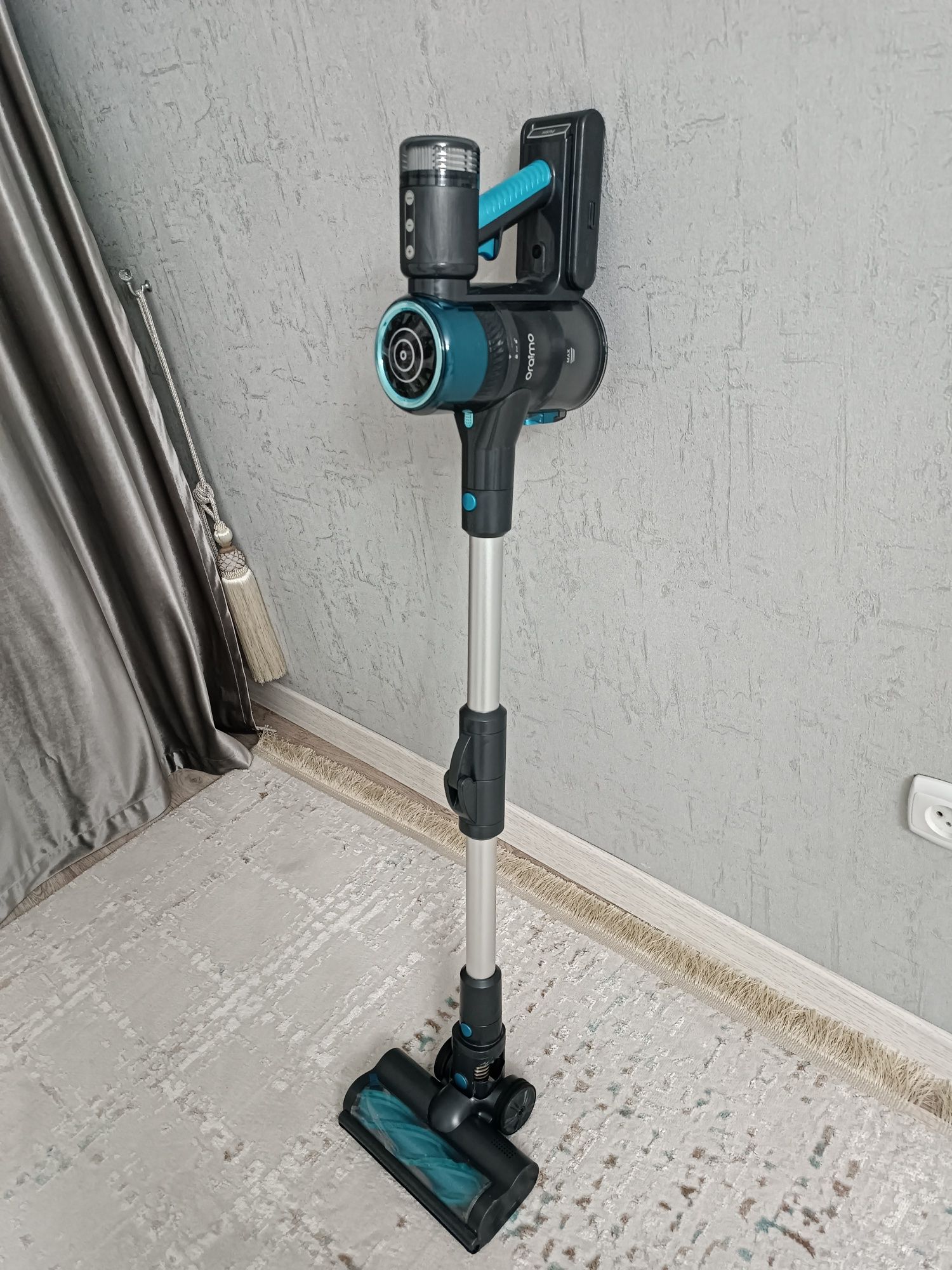 Продам пылесос  Araimo