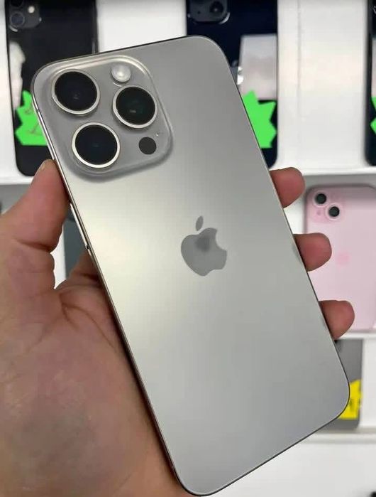 iPhone 15 pro , Liber Retea