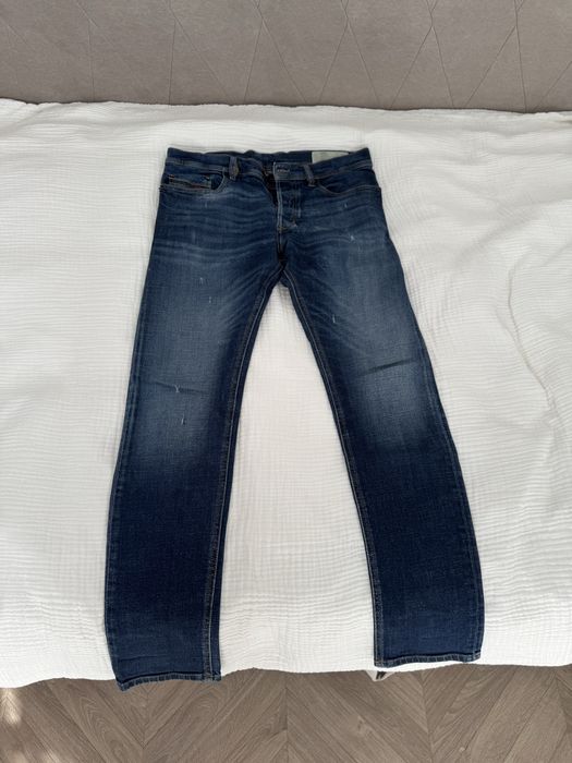 Vand blugi barbati  Diesel in stare excelenta, marime W31-L32