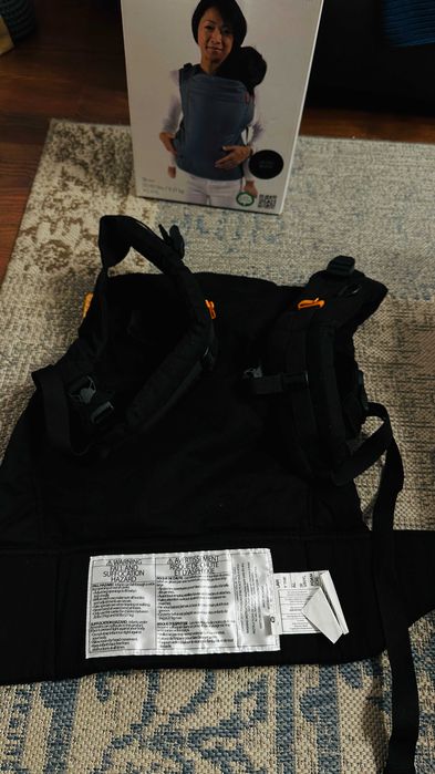 Sistem de purtare NOU ergonomic Beco Toddler negru