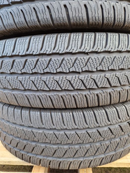 4anvelope iarna 205 70 17C Continental 2020