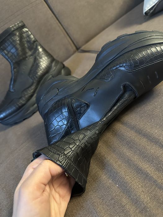 Обувки на Navvi от естествена кожа