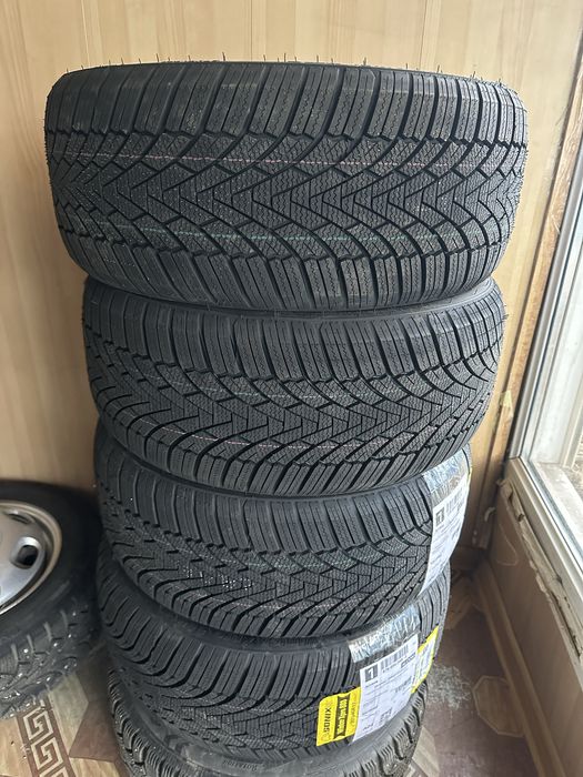 Продам шины r17 липа 205/40 новая