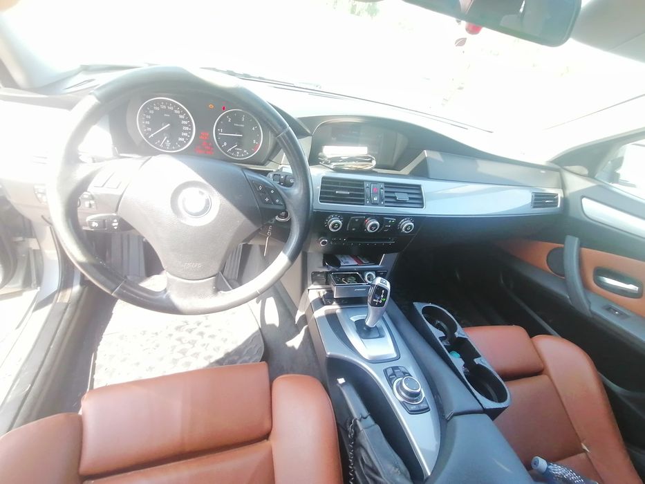Vând bmw e60 520d 2009