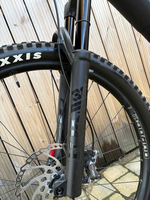 Bicicleta Electrica Full Suspension Radon Carbon FOX 2024