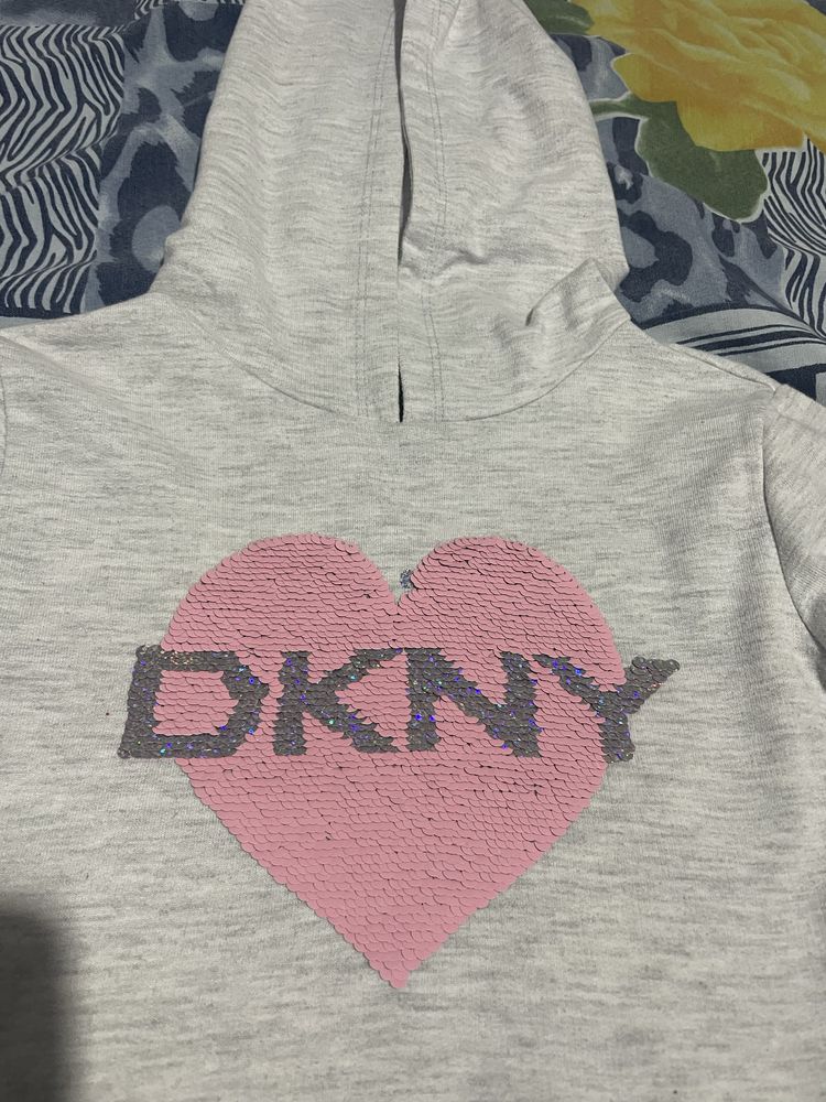 Момичешки Суитшърт 6-8 години DKNY