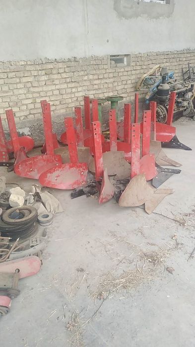 Янги плуг стойкалари сотилади