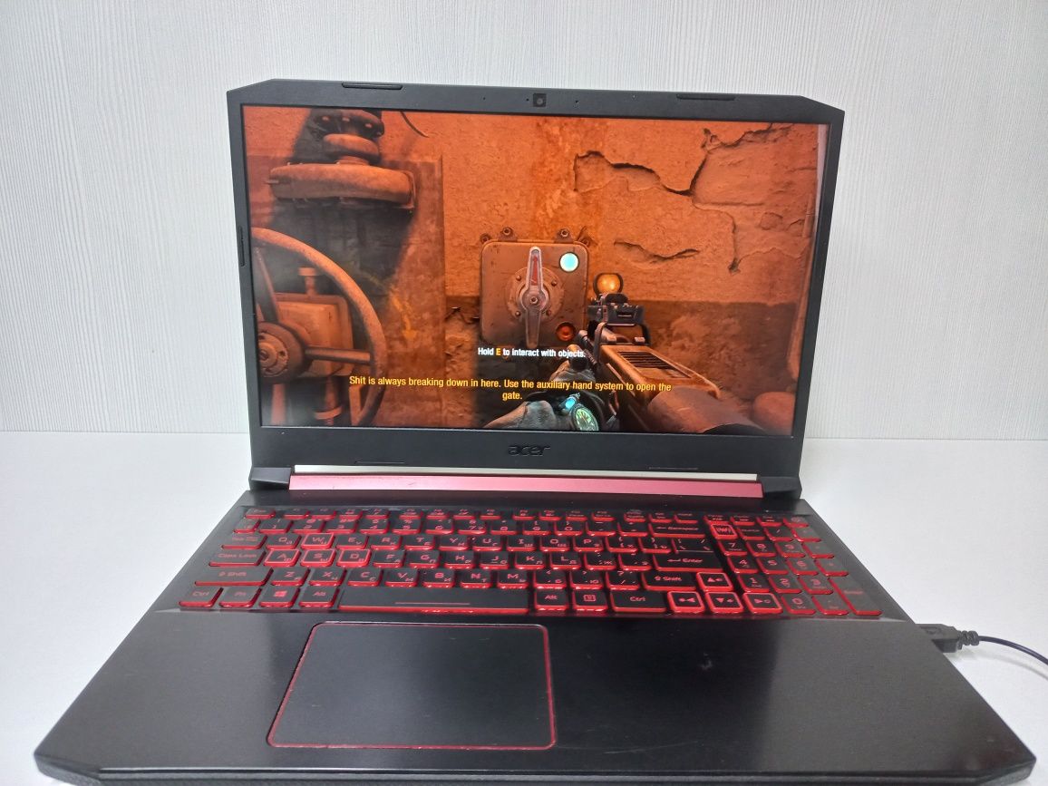 Продам ноутбук Acer Nitro AN515-54 в хорошем состоянии