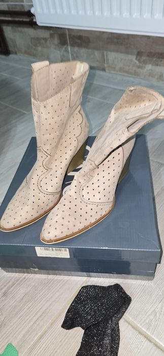 Botine primăvară mărimea 39