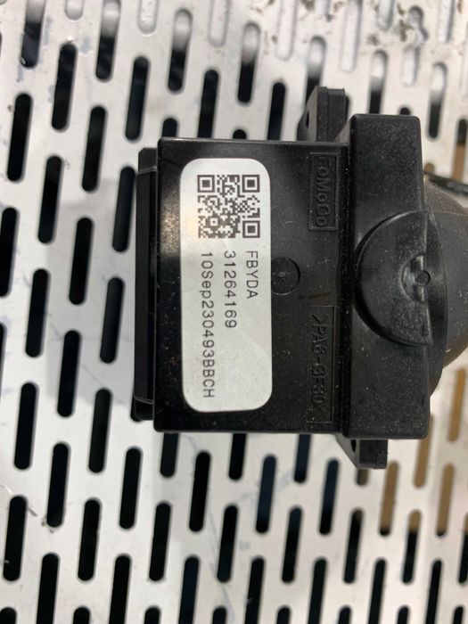 Maneta ștergătoare  VOLVO S60, V60, XC60, V70, 2009-2014