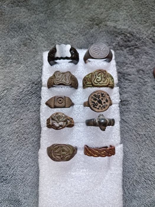 Продам старинные кольца