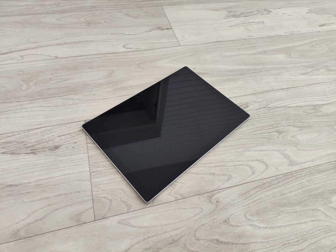 Microsoft Surface Pro 4